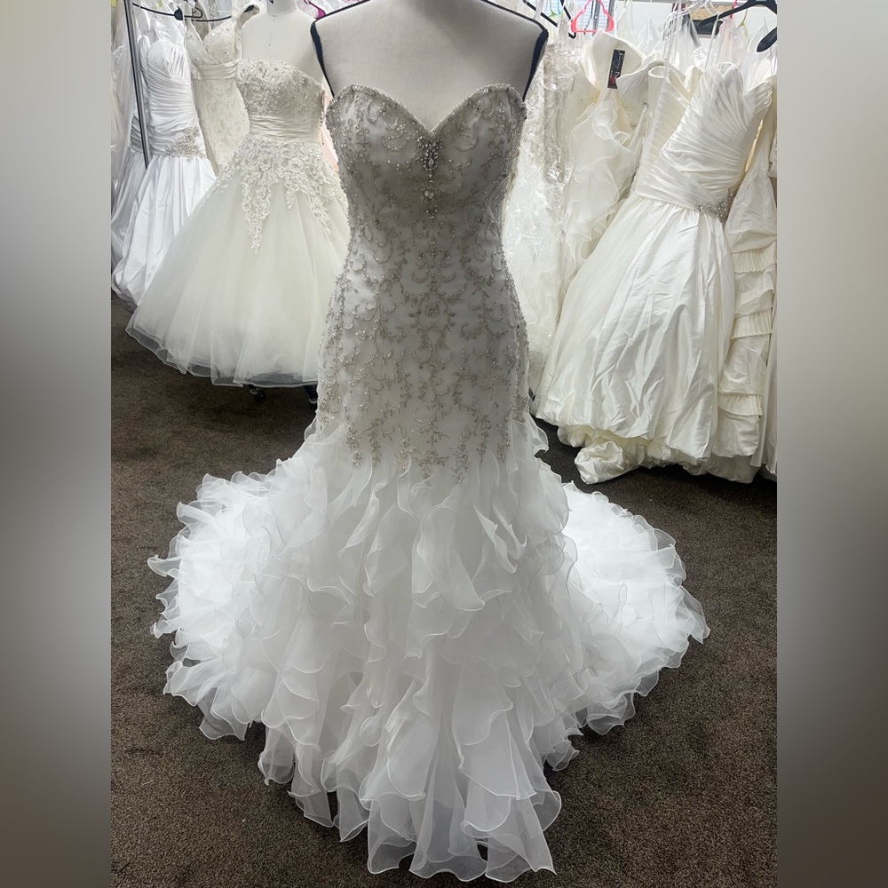 Elegant White Beaded Wedding Dress